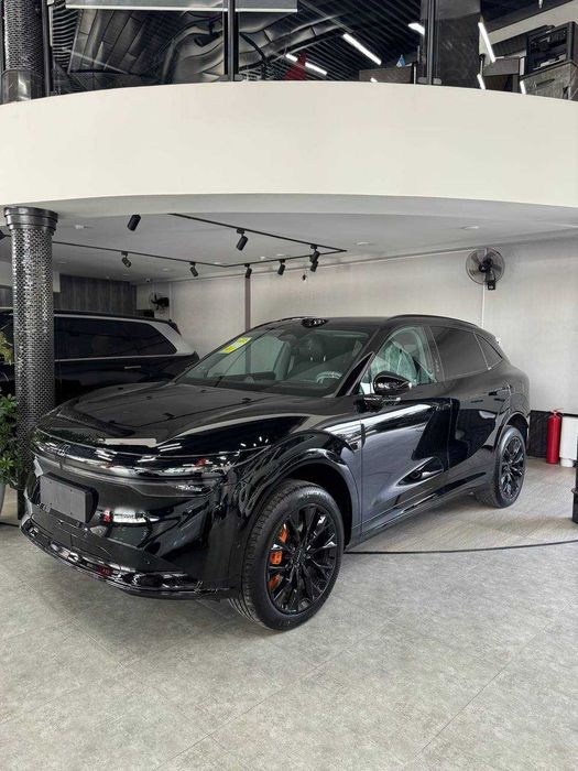 Zeekr 7x 2025 kuzov full 4wd