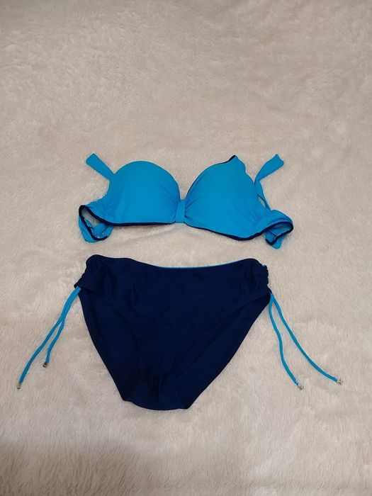 Продам купальник