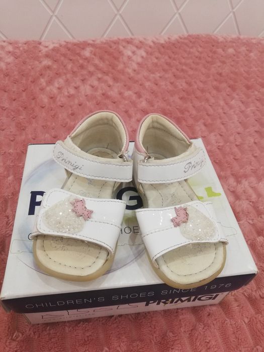 Бебешки сандали Primigi