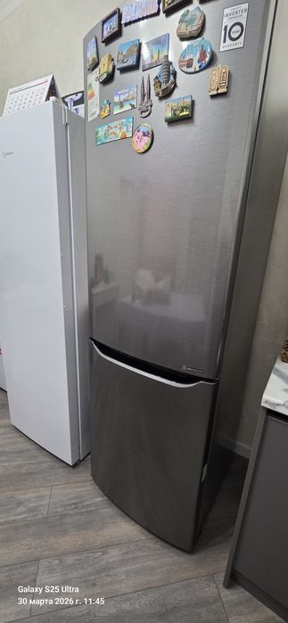 Срочно продам холодильник LG