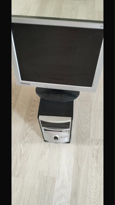 Монитор и процессор.