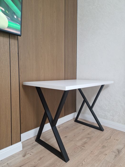 Продам стол самовывоз