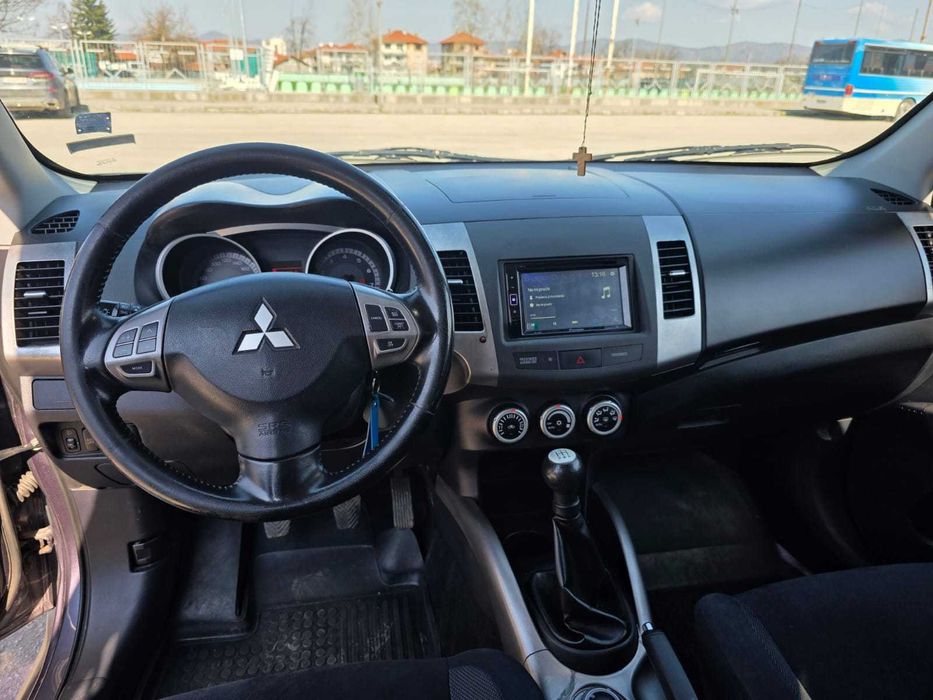 Mitsubishi Outlander II 2008 г.