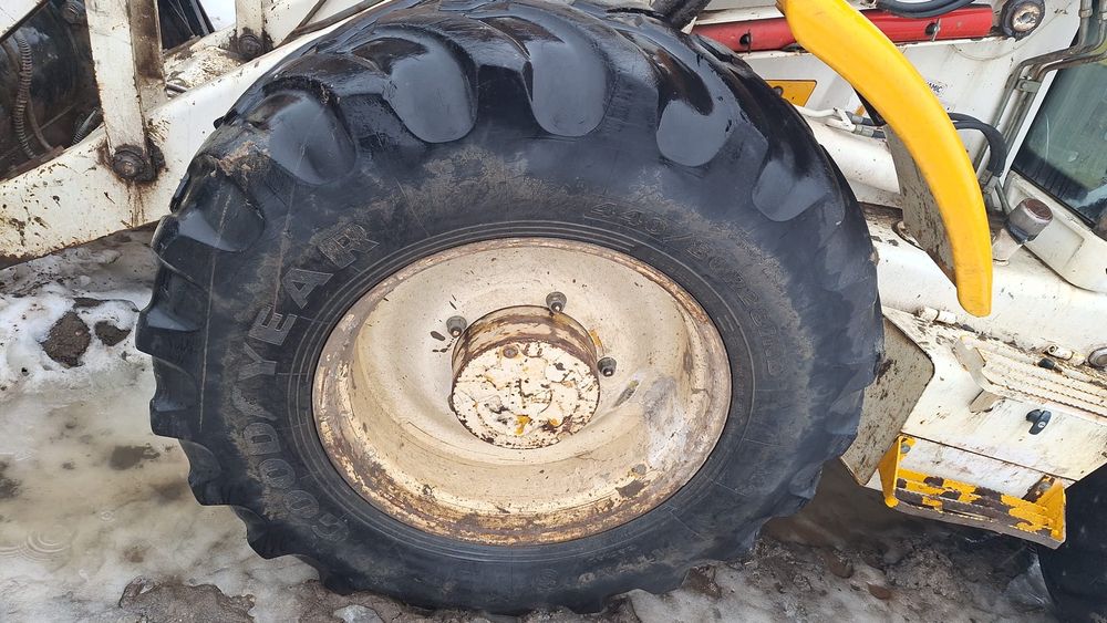 Vand cauciucuri industriale