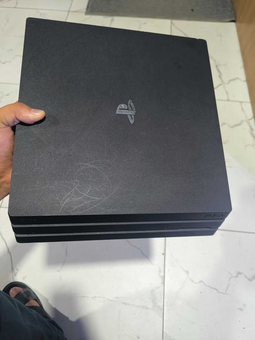 Ps4 pro 1Tb Playstation