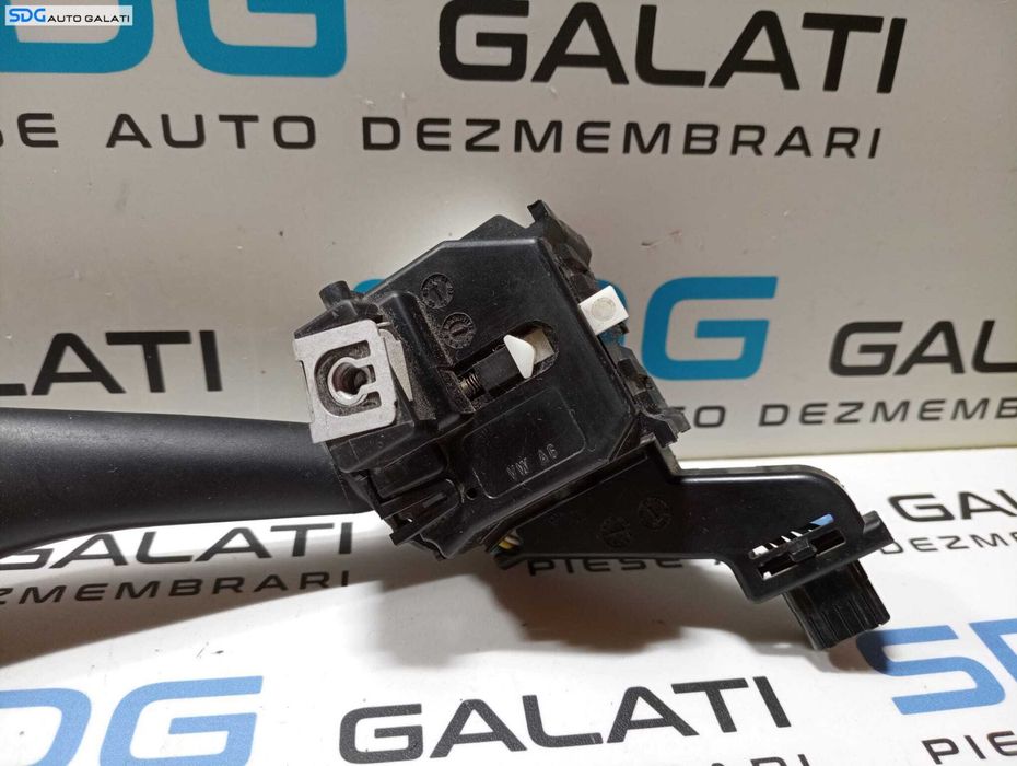Maneta Semnalizare Faza Lunga Scurta Audi A3 8P 2004 - 2008 Cod 1K0953513G [M4843]