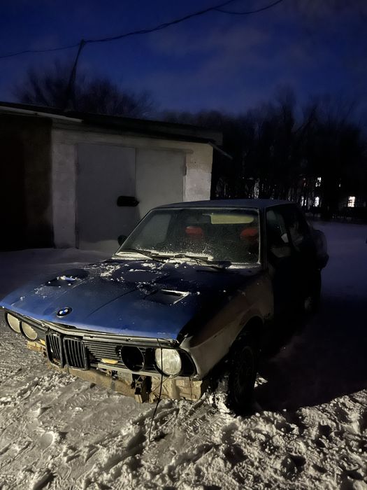 Продам бмв е28 .