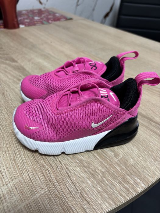 Запазени детски обувки