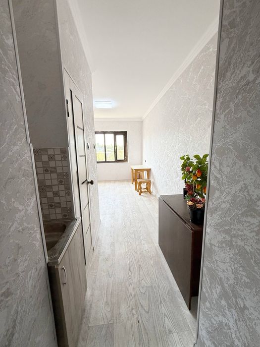 Прадаётся 1х 9микрарайоне АТС вдоль дороги 100 працентный маласемейка