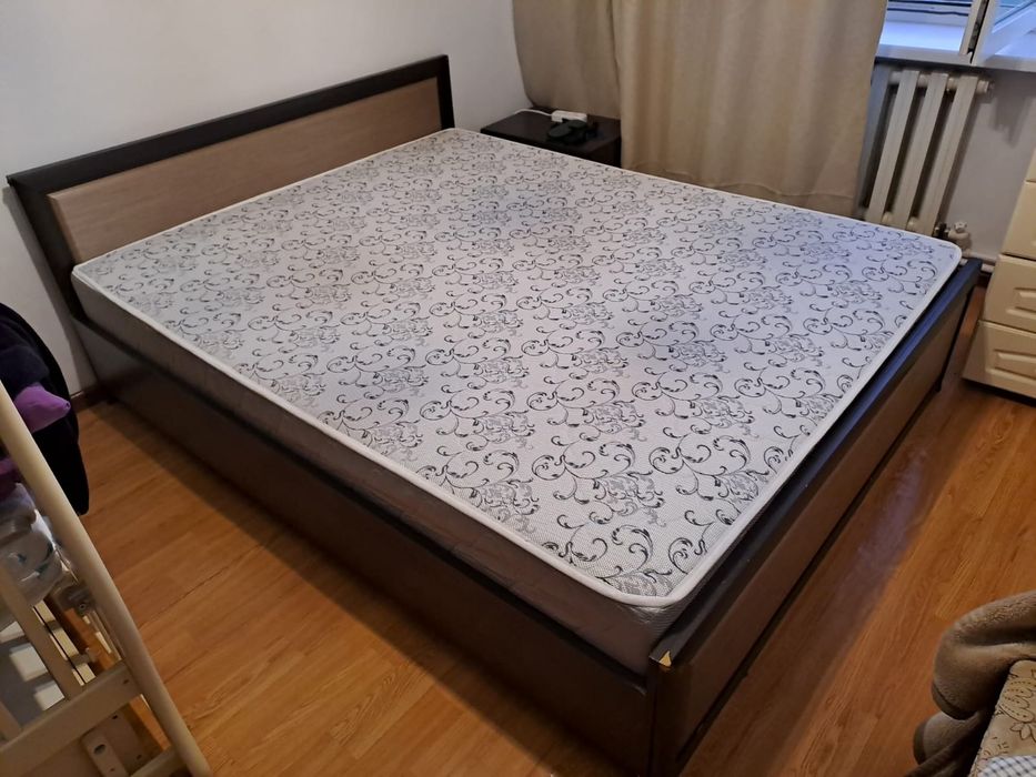 Продам кровать 2х спальная