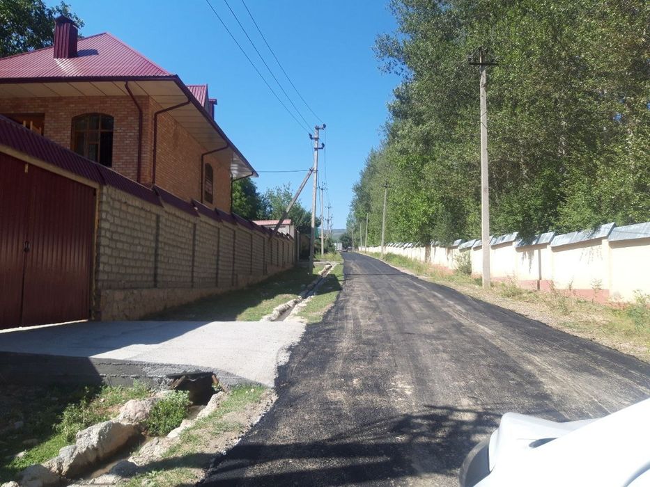 Дача сотилади Чимганда Лайнер ёнида  10сотих 149минг