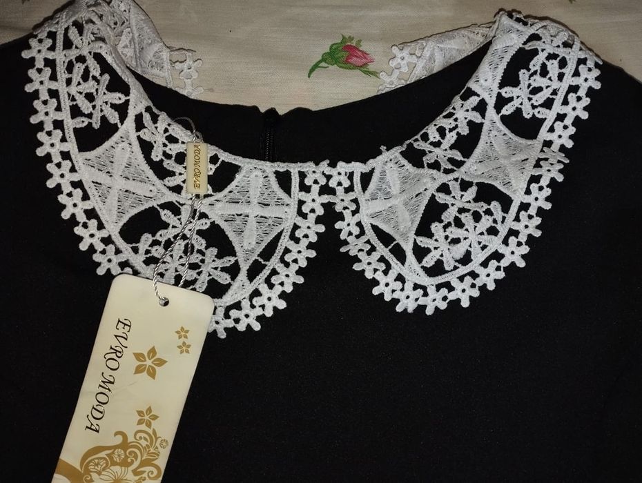 Продам школьное платье