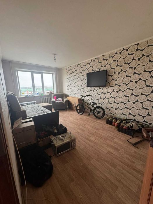 продам 2 х комнатную квартиру