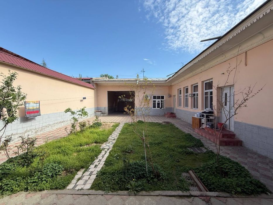 Срочно продается участок на махалля Камолон ориентир мечеть Камолон