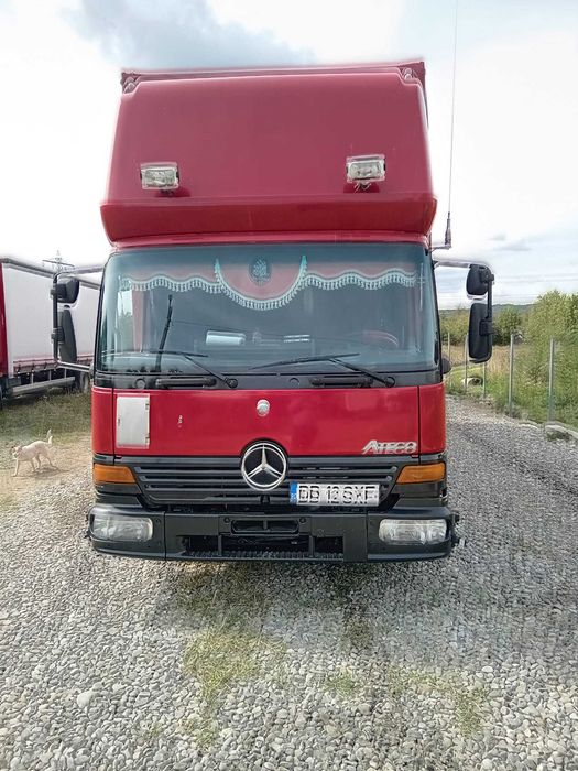 Vând ansamblu Mercedes Atego