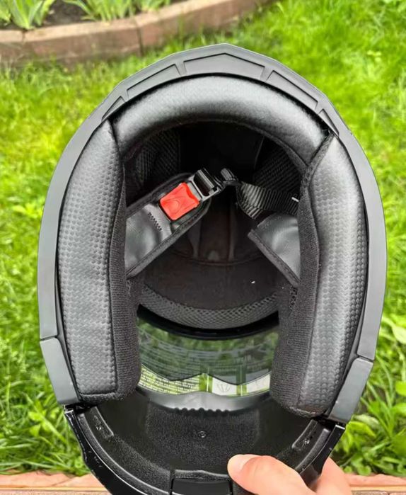 Каска гланц и мат