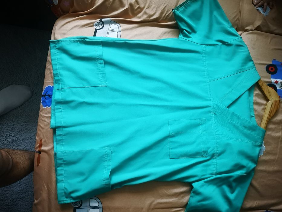 Costum medical Mărimea M nou.