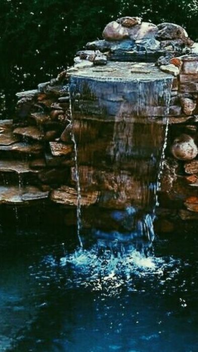 Водопады. Ручьи. Пруды.