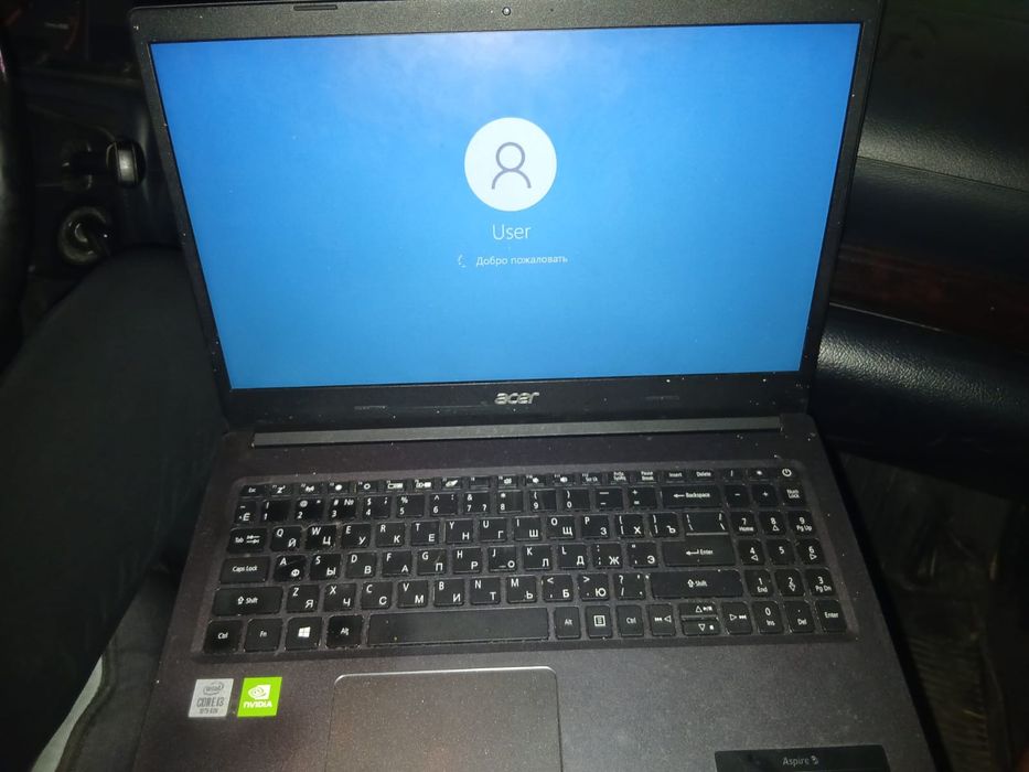 Продам ноутбук в отличном состоянии