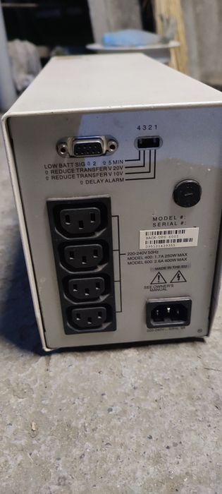 UPS-600. источник бесперебойного питания
