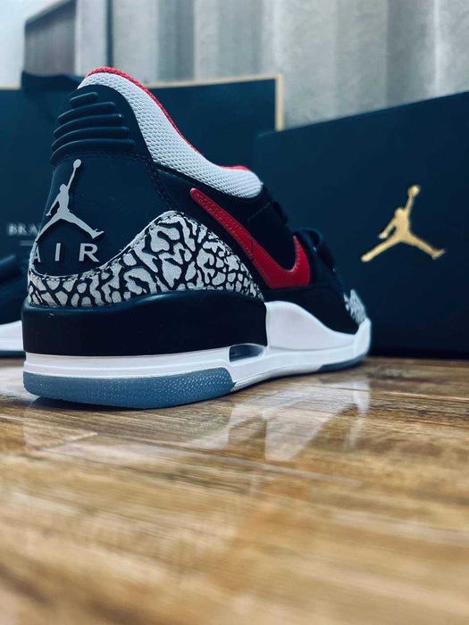 мужские кроссовки Air Jordan LEGACY 312 РАЗМЕР 43,44