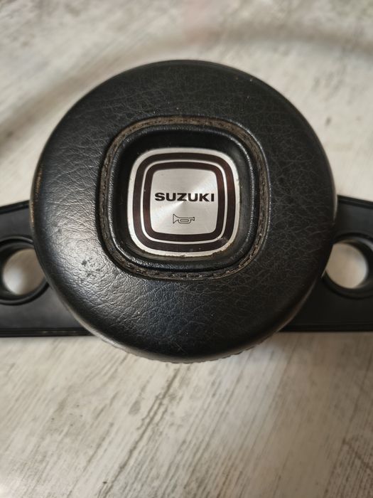 Vând volan de Suzuki LJ80
