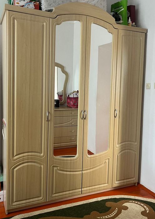 Шифонеры для комнаты