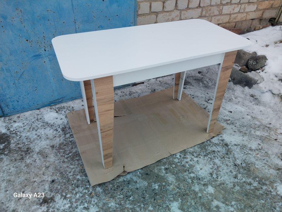 НОВЫЙ стол кухонный