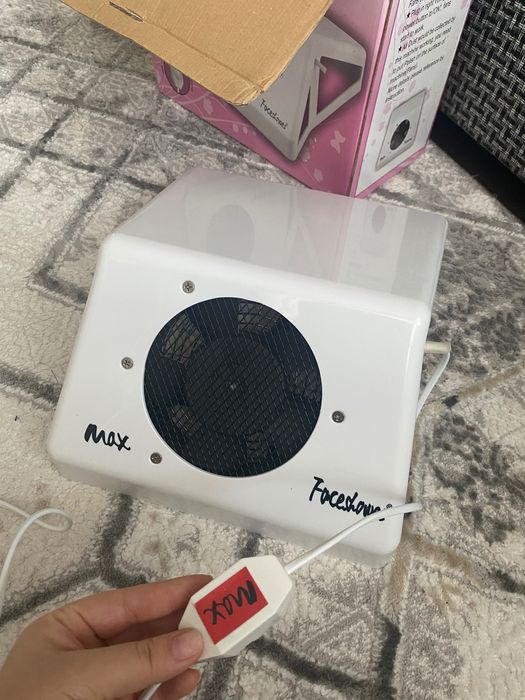 Продам пылесос для маникюра