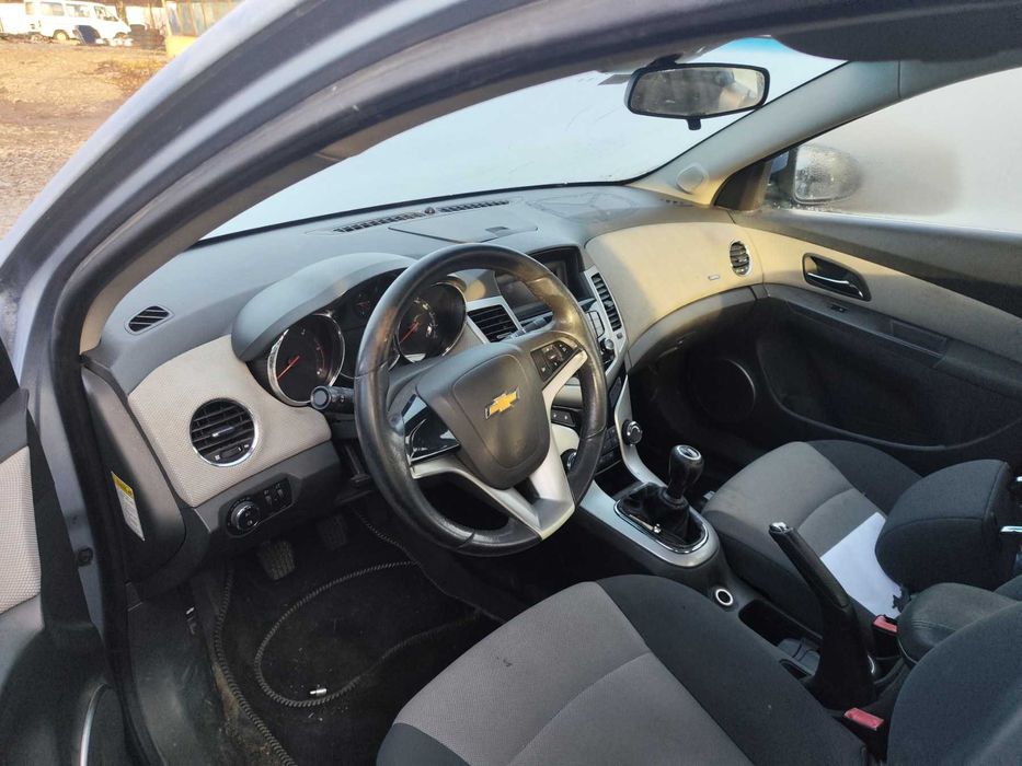 Chevrolet Cruze LT  на части 2.0 дизел 150кс