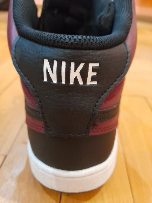 Кецове Nike Court Vision 43 и 40,5 номер