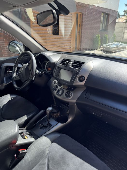TOYOTA RAV4 2011 — imagine 5