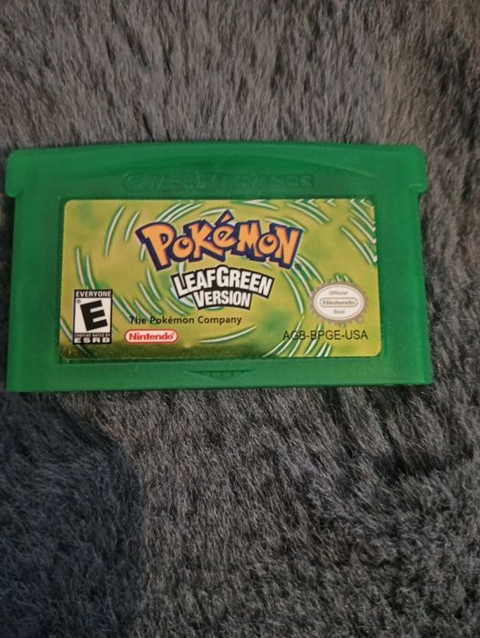 Pokemon liquid crystal și leaf green