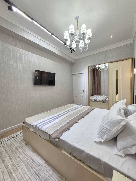 Супер Цена! Продается 2-комнатная квартира на Мирзо Улугбеке!