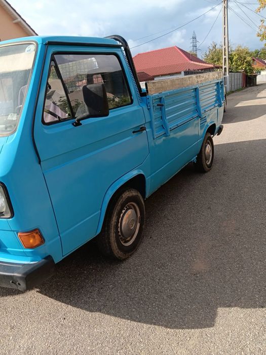 VOLKSWAGEN Transporter 1985 — imagine 3