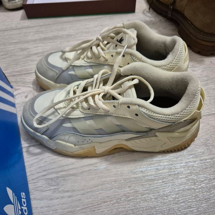 Женская обувь в хорошем состоянии