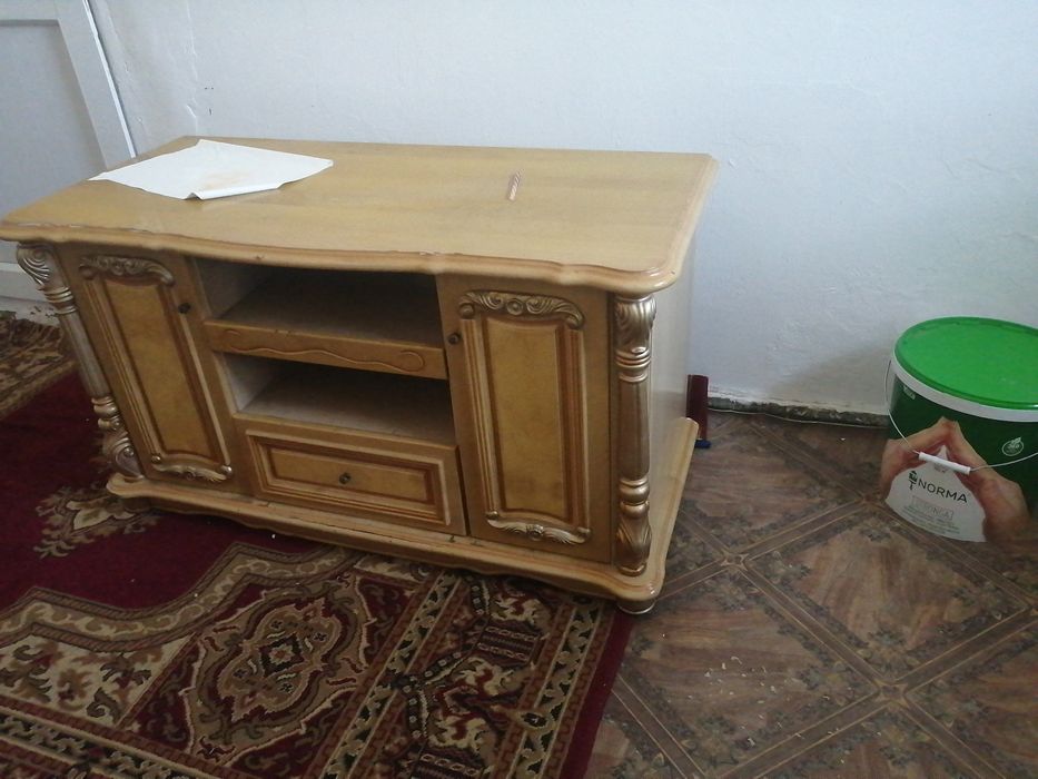 Тумба для телевизора