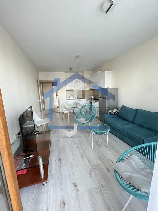 Дава се под наем Тристаен апартамент в Варна, Възраждане 3 - 100 кв.м за 880 € - Снимка #1