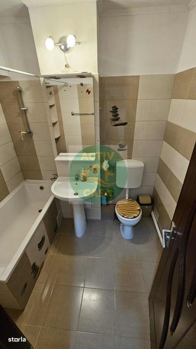 Apartament 2 camere, etaj 2, mobilat si utilat, centru
