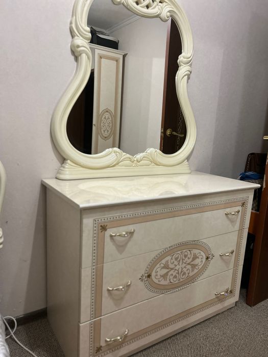 Спальная гарнитура