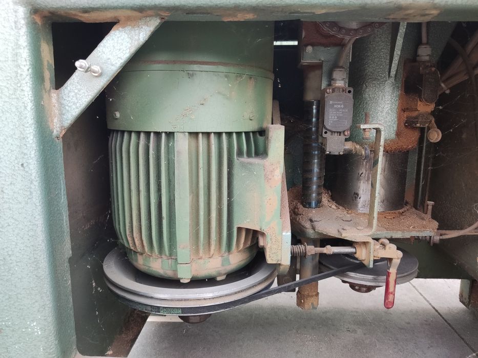 Mașină de frezat lemn, freză tâmplărie