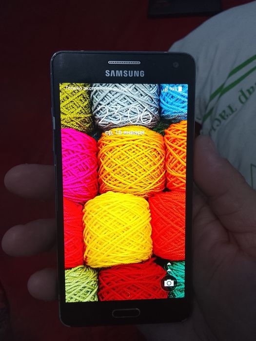 Продам Самсунг А 5