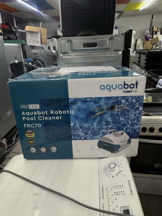 Робот  за басейн Aquabot FRC 70