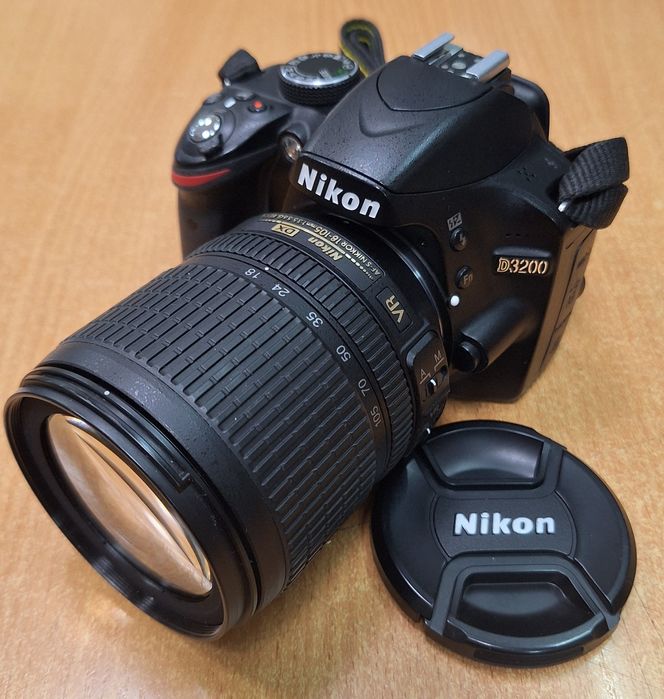 Nikon D3200 kit 18-105mm VR (24.1пикс,легкий,компактный,как новый)