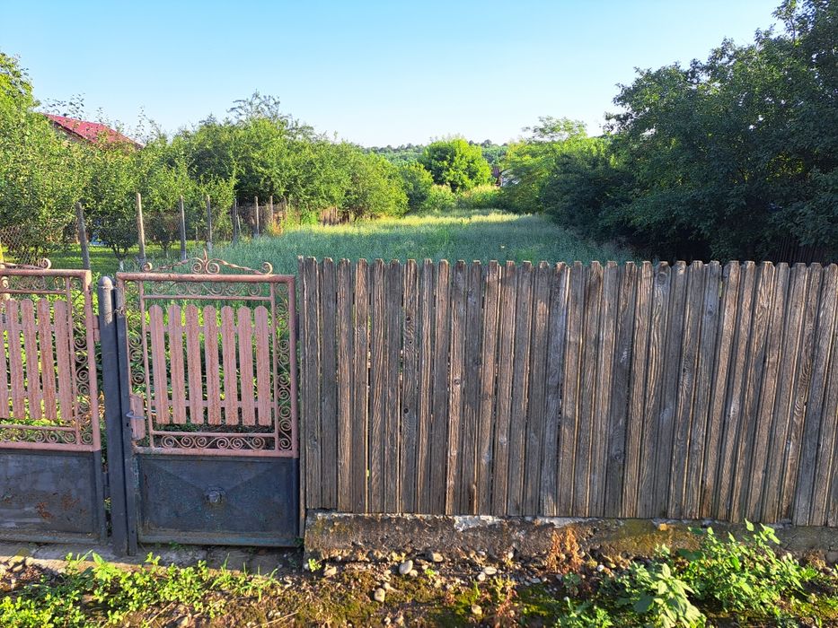 Teren intravilan  650  mp Podenii Noii