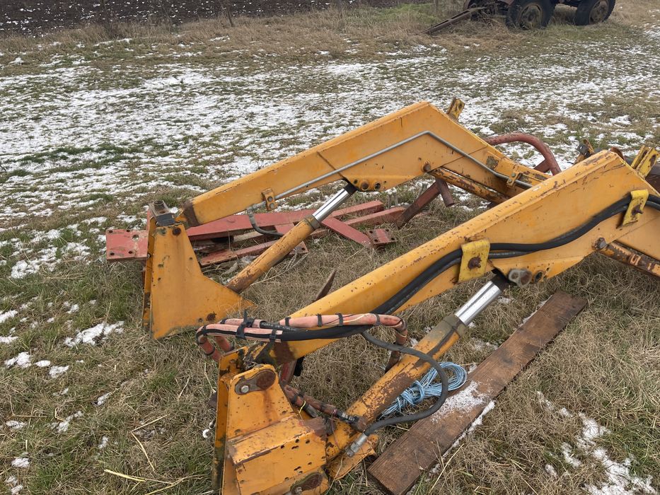 Incarcator frontal fiat