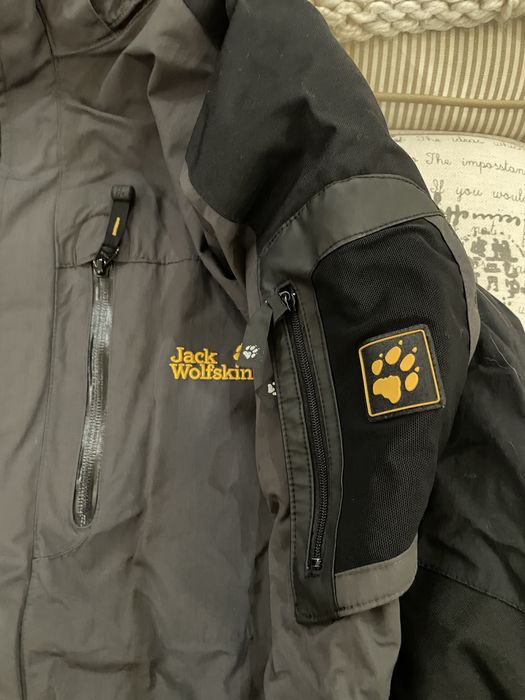 Яке Jack Wolfskin
