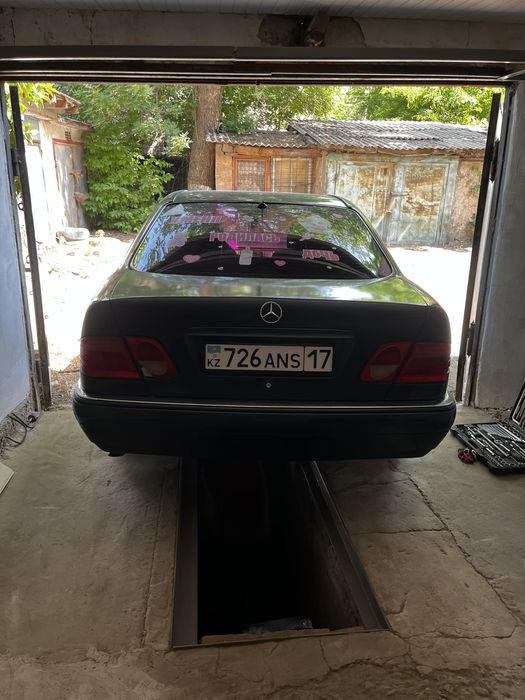 Гараж на Акбаре