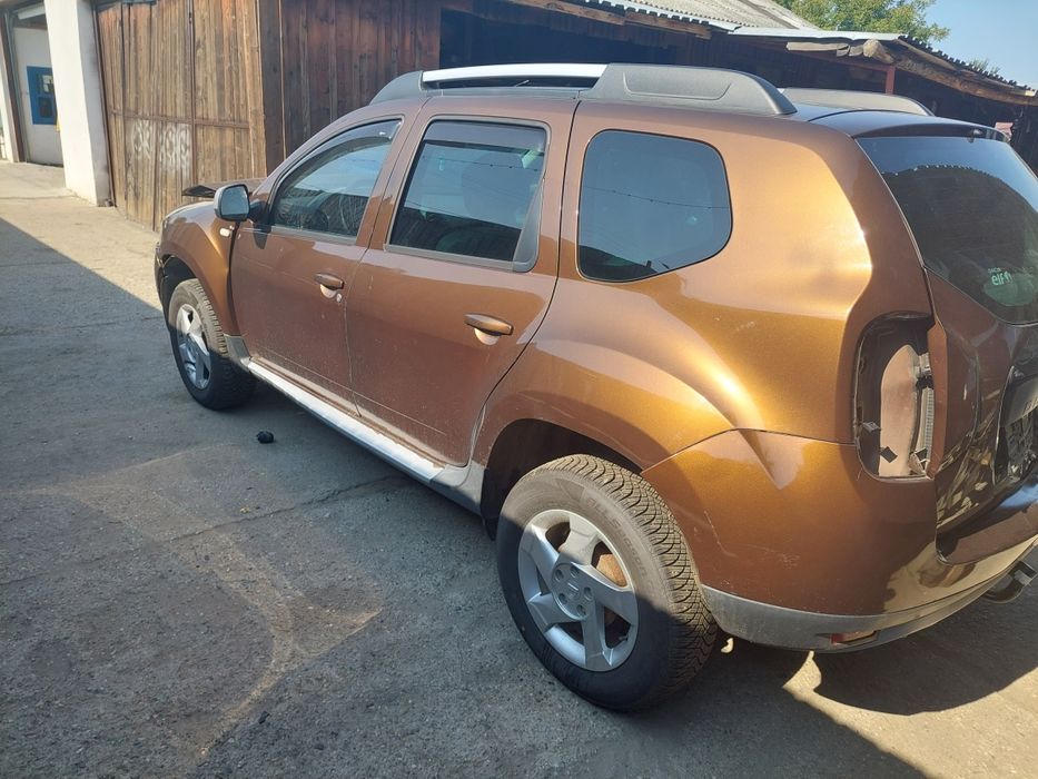 Dezmembrez Piese Duster 2013 4x4 1.6 benzina k4m
