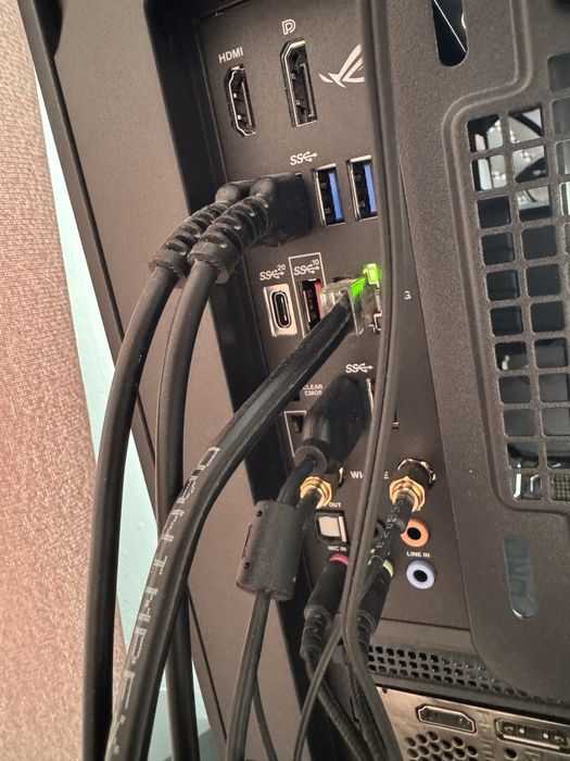 Компютър asus b-760f wifi gaming